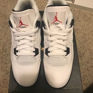 Air Jordan White Cement 4s